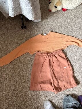 Nike Rust Terracotta Drawstring Shorts with Cropped Ribbed Top - Rust/Peach